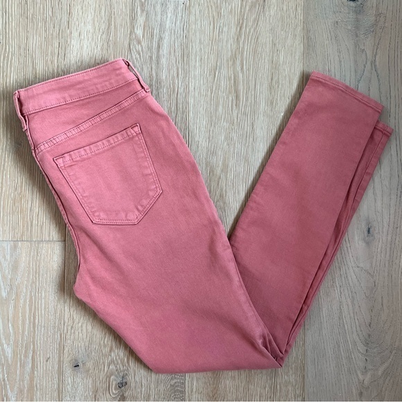 Old Navy NWT Rockstar High Rise Super Skinny Jeans in Orange Size 6 - Picture 1 of 14